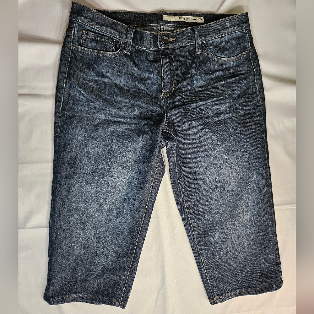 DKNY Capri jeans